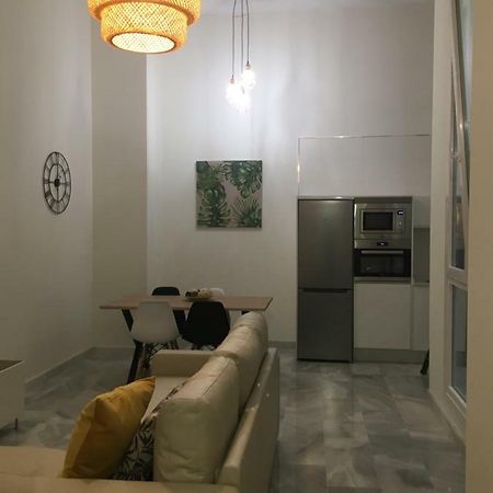 Apartamento Nuevo En Casa Tipo Palacio Cádiz Eksteriør bilde