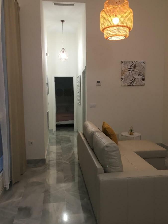 Apartamento Nuevo En Casa Tipo Palacio Cádiz Eksteriør bilde